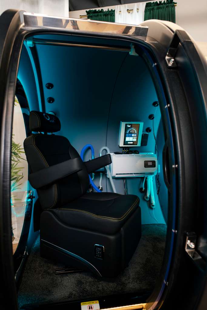 Business Class Recliner Cabin